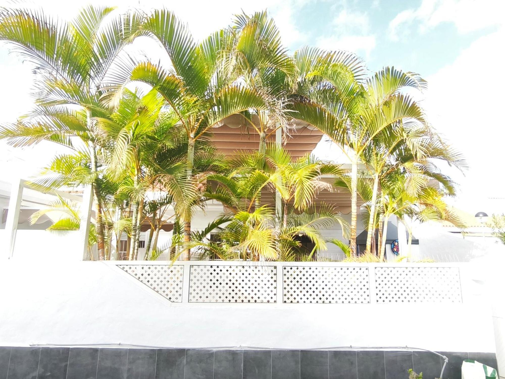 Pamro - Jaccuzi - Fitness Area - Free Wifi - Pool - Modern & Comfortable - Sunnygolf