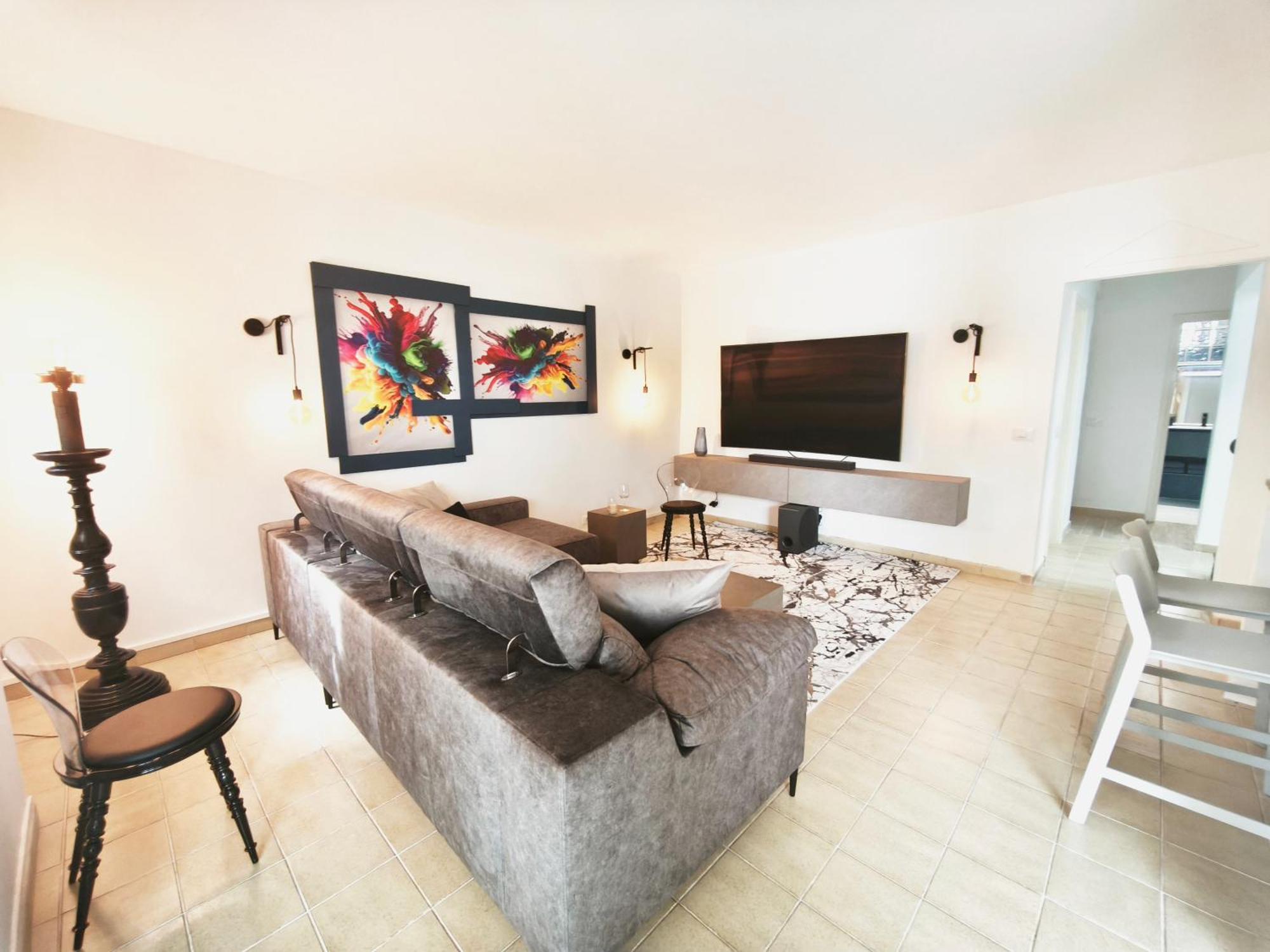 Hébergement de vacances Pamro - Jaccuzi - Fitness Area - Free Wifi - Pool - Modern & Comfortable - Sunnygolf Maspalomas (Gran Canaria)