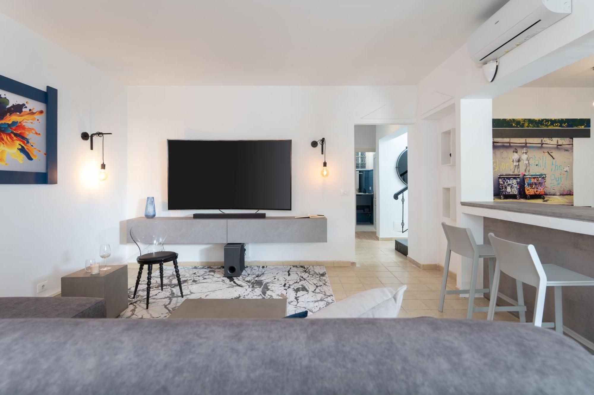 Pamro - Jaccuzi - Fitness Area - Free Wifi - Pool - Modern & Comfortable - Sunnygolf
