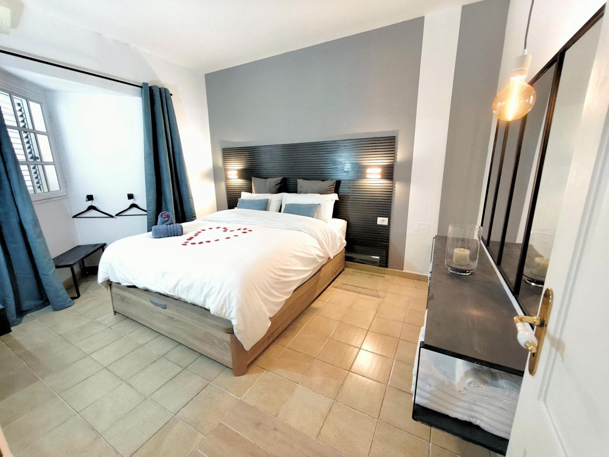 Casa vacanze Pamro - Jaccuzi - Fitness Area - Free Wifi - Pool - Modern & Comfortable - Sunnygolf *