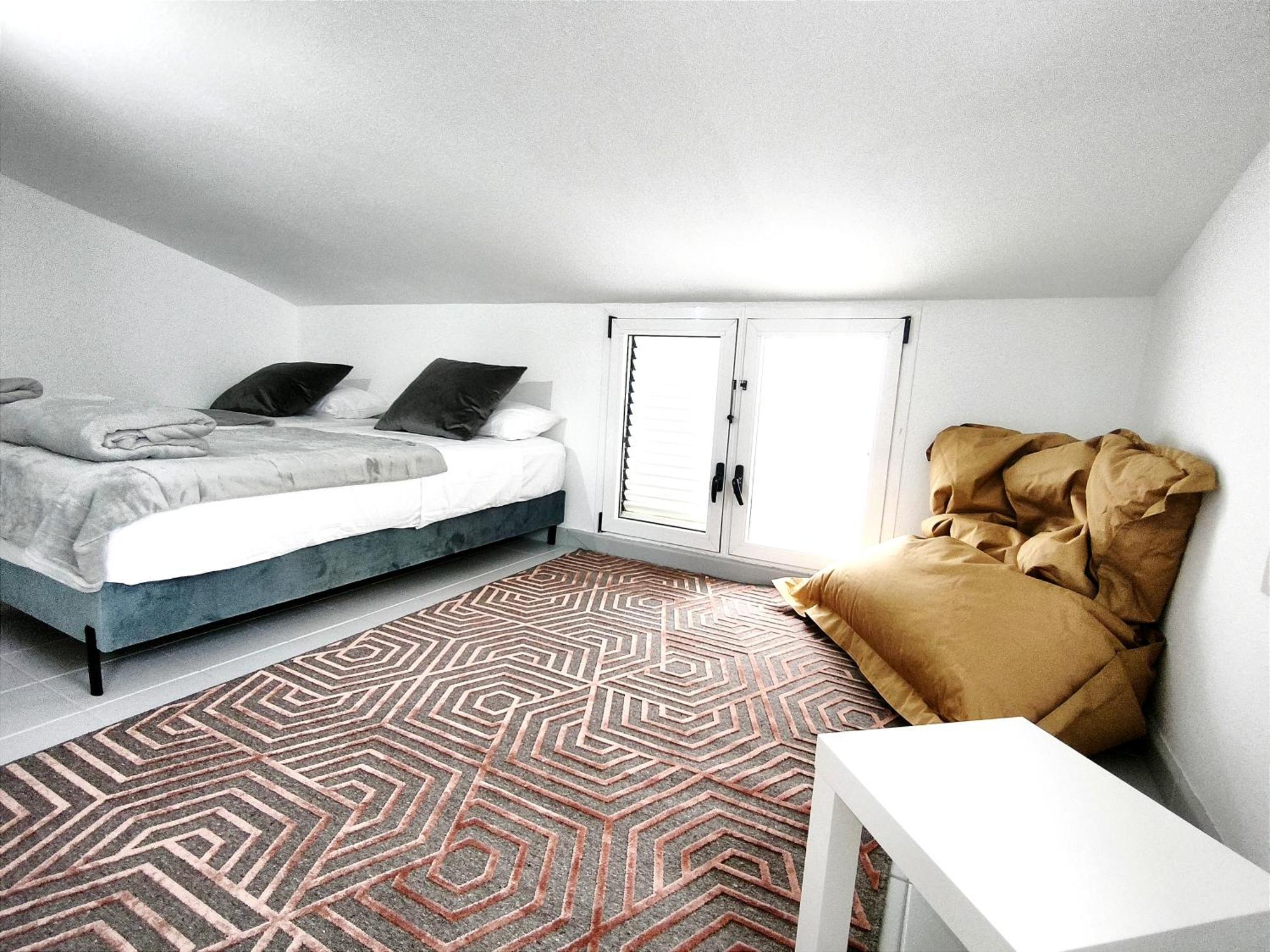 Pamro - Jaccuzi - Fitness Area - Free Wifi - Pool - Modern & Comfortable - Sunnygolf *