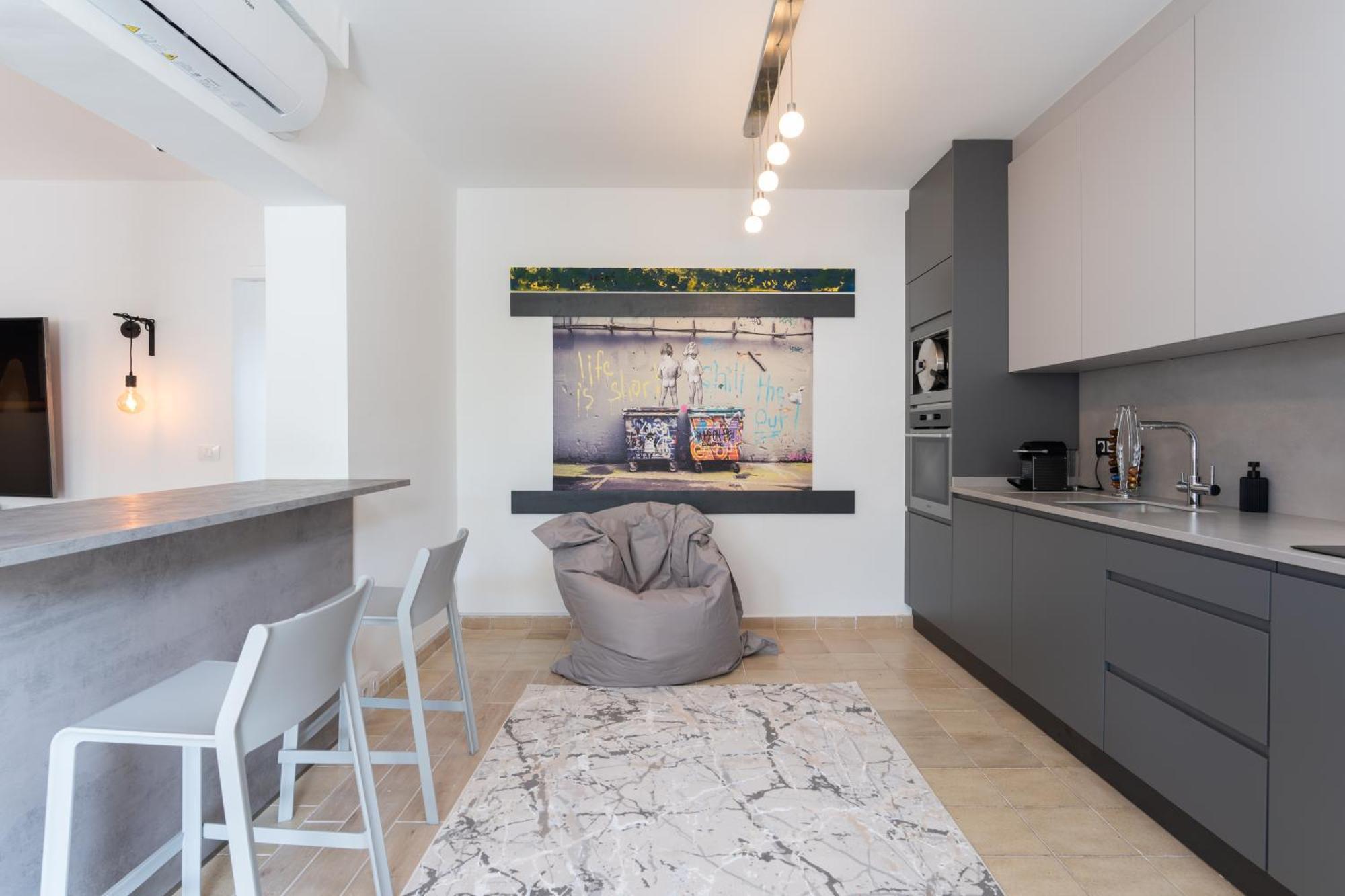 Pamro - Jaccuzi - Fitness Area - Free Wifi - Pool - Modern & Comfortable - Sunnygolf *